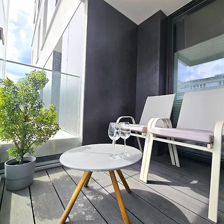 Nicole By Q4apartments