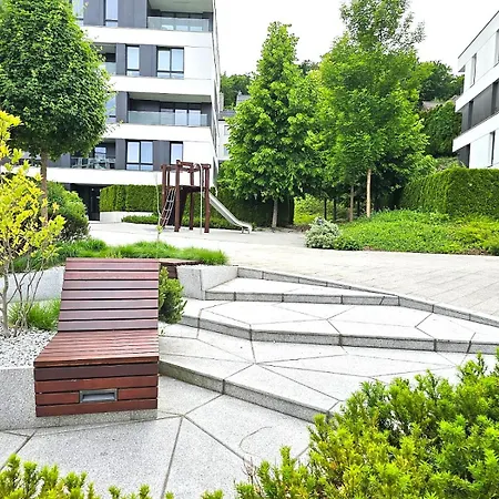 Nicole By Q4apartments *